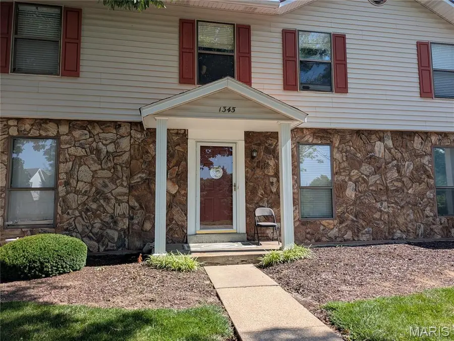 1345 Sunburst Drive #B, Ofallon, MO 63366 - #2