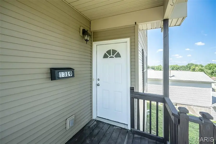 1319 N 4th Street, Saint Charles, MO 63301 - #2
