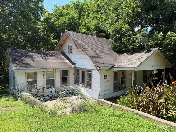 108 E Lexington Avenue, Poplar Bluff, MO 63901