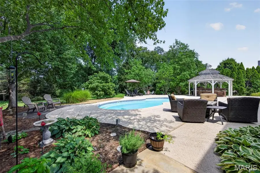 467 Oakshire Lane, Saint Louis, MO 63122 - #3