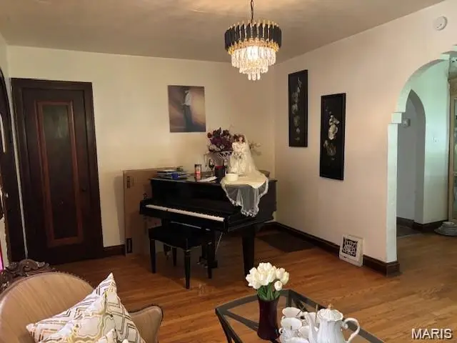 3802 Melba Place, Saint Louis, MO 63121 - #2