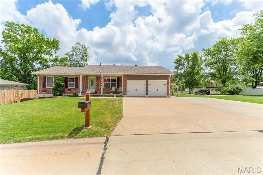 1308 Cave Springs Estate Drive, Saint Peters, MO 63376 - #3