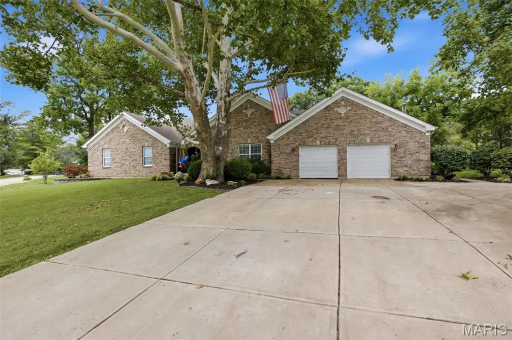 803 Streiff Lane, Ballwin, MO 63011 - #1
