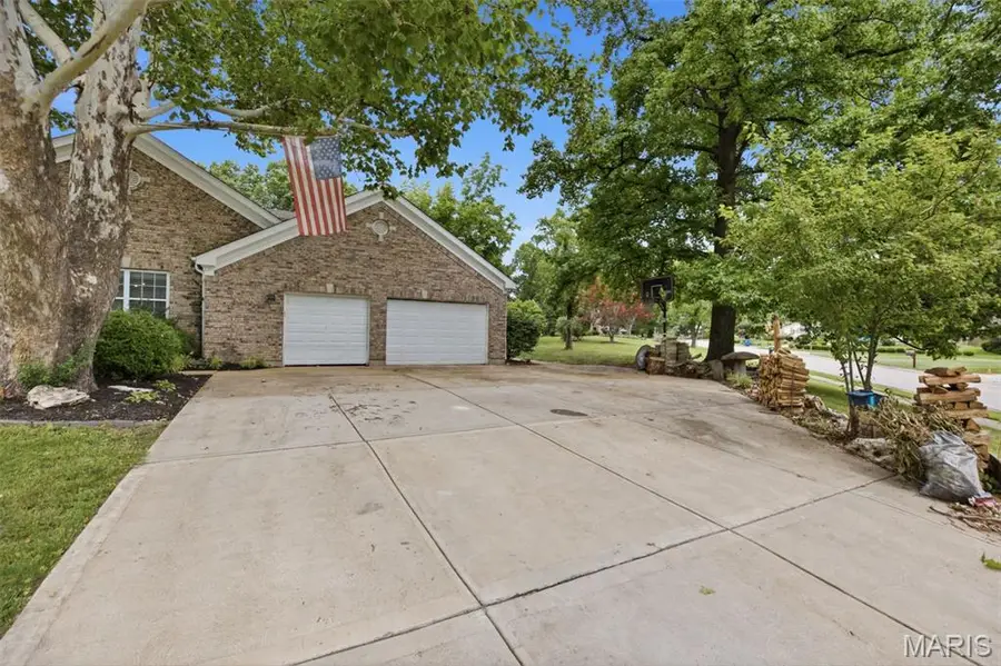 803 Streiff Lane, Ballwin, MO 63011 - #2