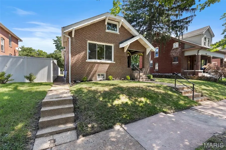 5241 Murdoch Avenue, Saint Louis, MO 63109 - #3