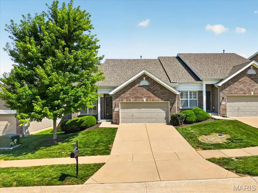 1731 Preston Centre Drive, Fenton, MO 63026 - #3