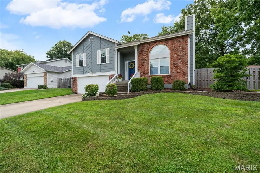 2286 Graystone Drive, Saint Charles, MO 63303 - #2