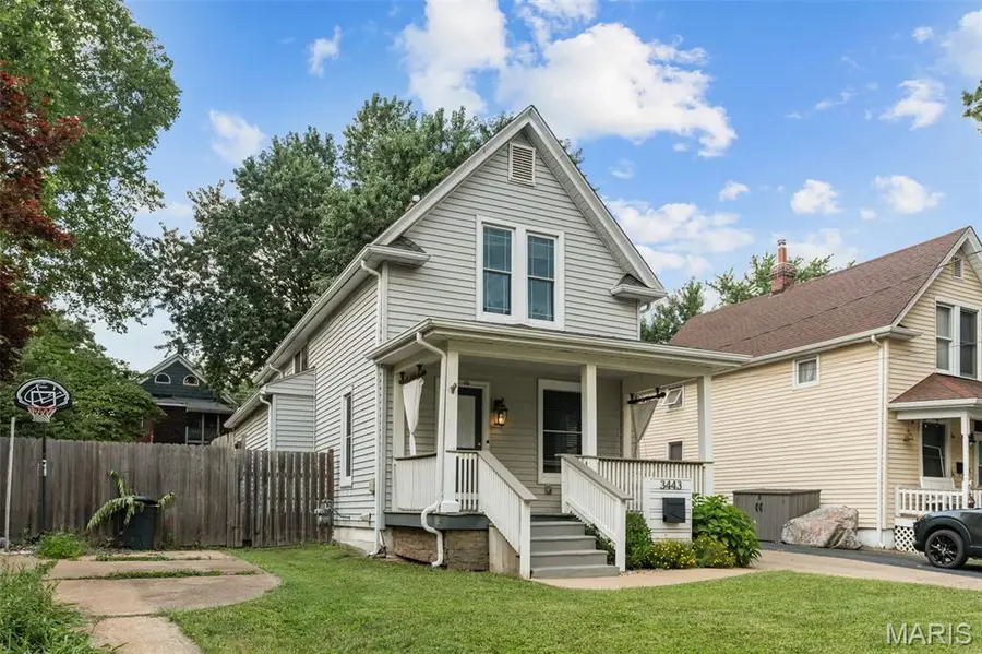 3443 Commonwealth Avenue, Maplewood, MO 63143 - #3