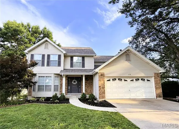 238 Westridge Parc Lane, Ellisville, MO 63021