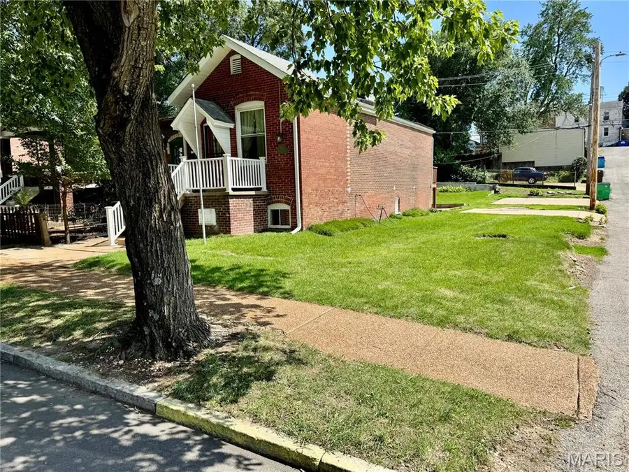 5512-5514 Columbia Avenue, Saint Louis, MO 63139 - #2
