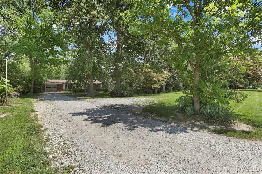8336 N State Route 159, Dorsey, IL 62021 - #3