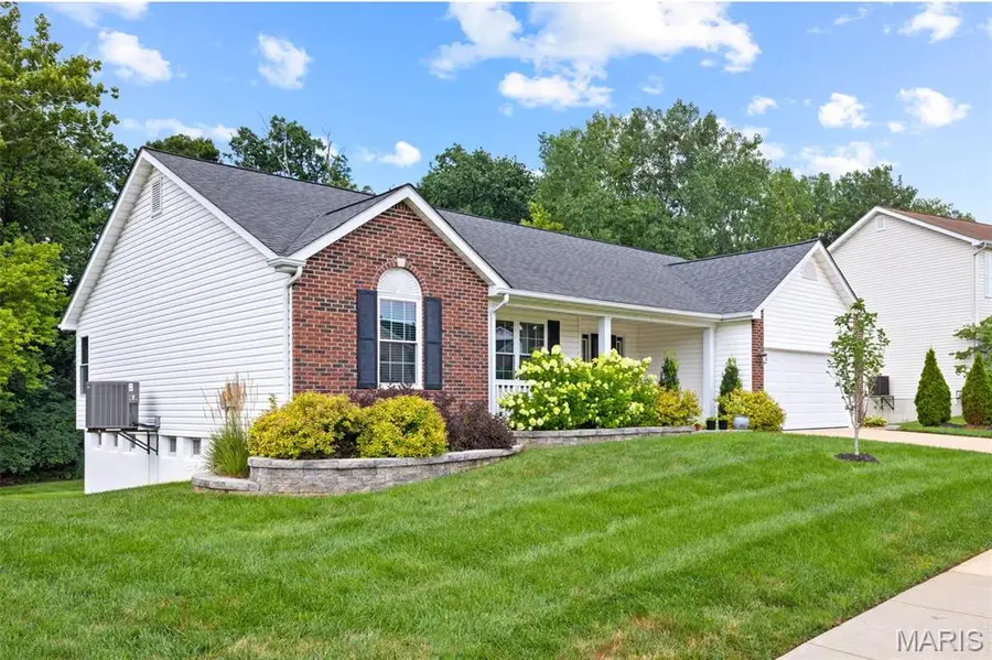 38 Eagle Spur Court, Saint Charles, MO 63303 - #2