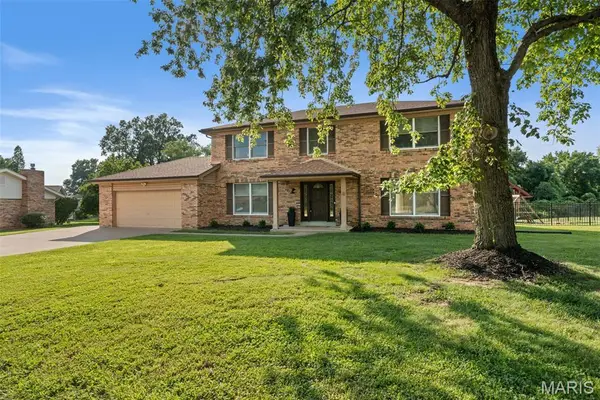421 Falaise Drive, St Louis, MO 63141