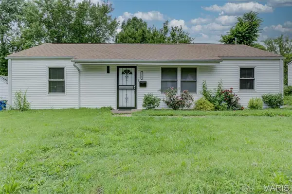 9765 Vickie Place, St Louis, MO 63136