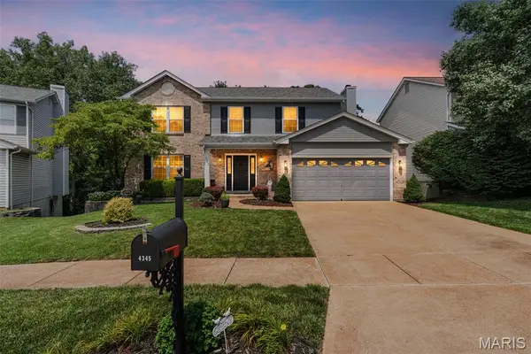 4345 Gemstone Circle, Mehlville, MO 63125