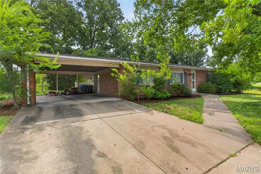 1152 Indian Meadows Drive, Saint Louis, MO 63132 - #2
