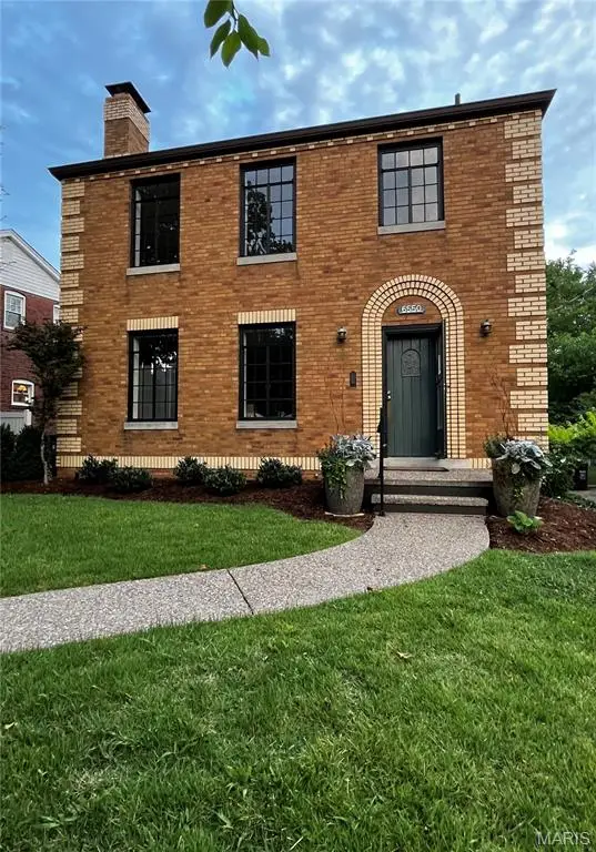 6550 Walsh Street, St Louis, MO 63109