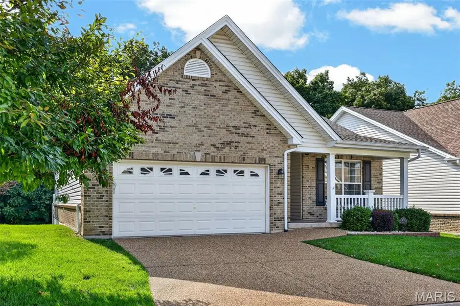 415 Newport Drive, Saint Peters, MO 63376 - #2