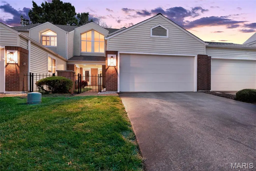 1710 Ridgeview Circle Drive, Ballwin, MO 63021 - #1