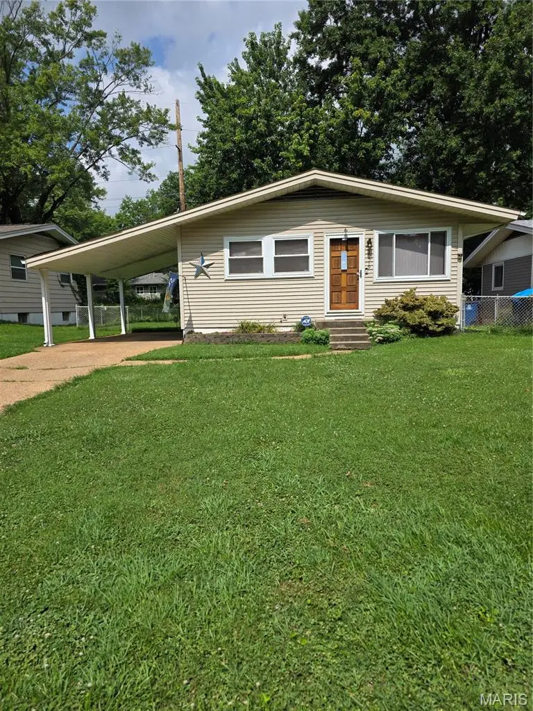 10519 Lilac Avenue, Saint Louis, MO 63137 - #2