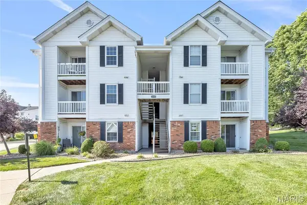 16538 Victoria Crossing Drive #A, Grover, MO 63040