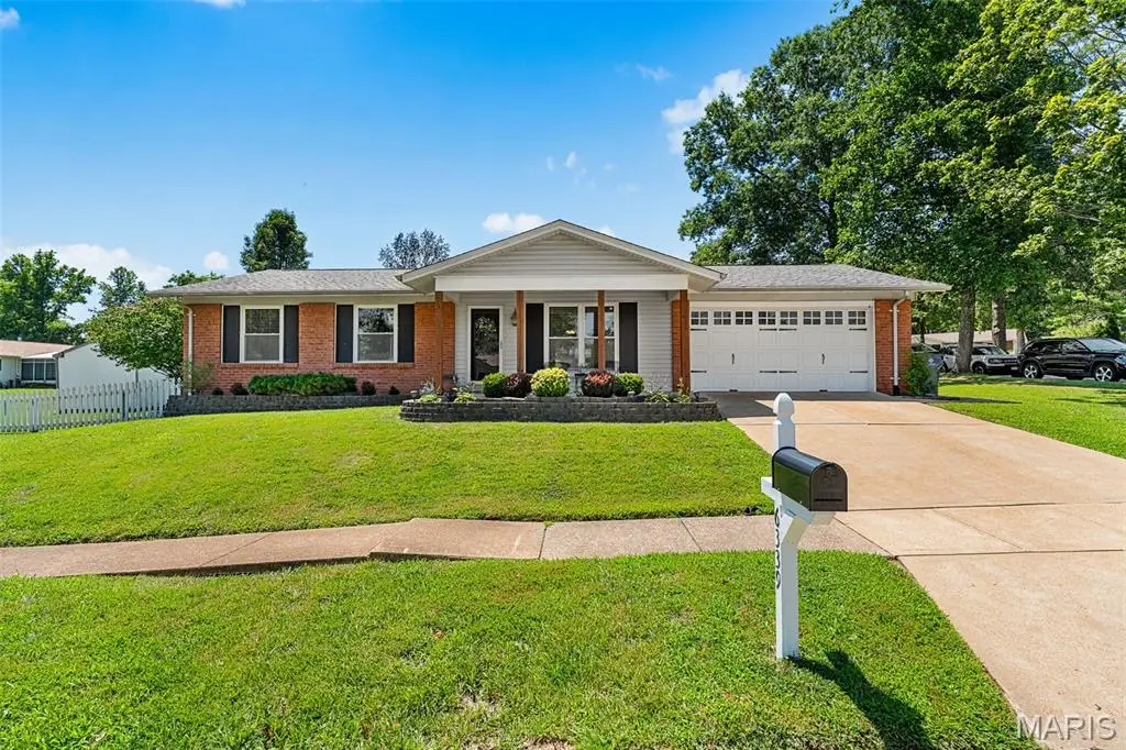 6339 Treehouse Trail, Saint Louis, MO 63129 - #1