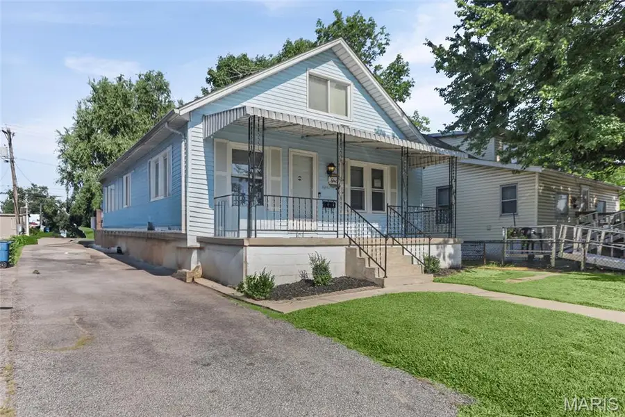 3043 Myrtle Avenue, Granite City, IL 62040 - #3