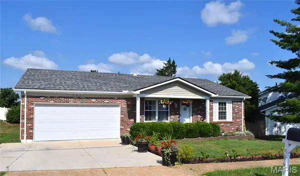 5661 Chalet Hill Drive, St Louis, MO 63129