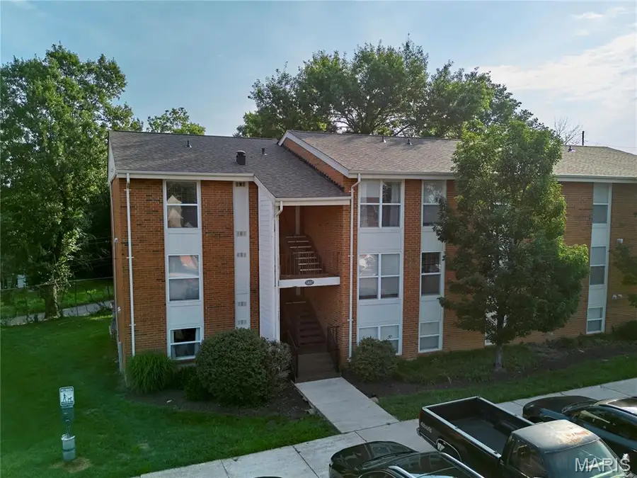1937 Greenpoint Drive #304, Kirkwood, MO 63122 - #2