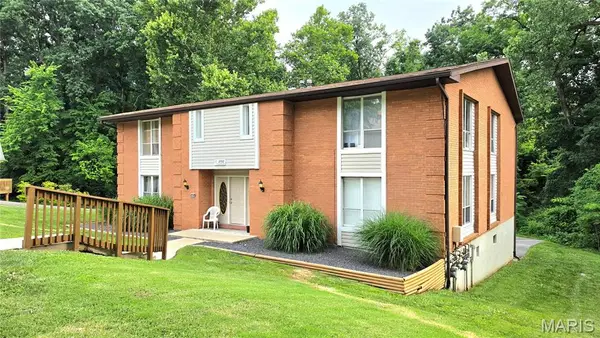 2752 Blackforest Drive #D, St Louis, MO 63129