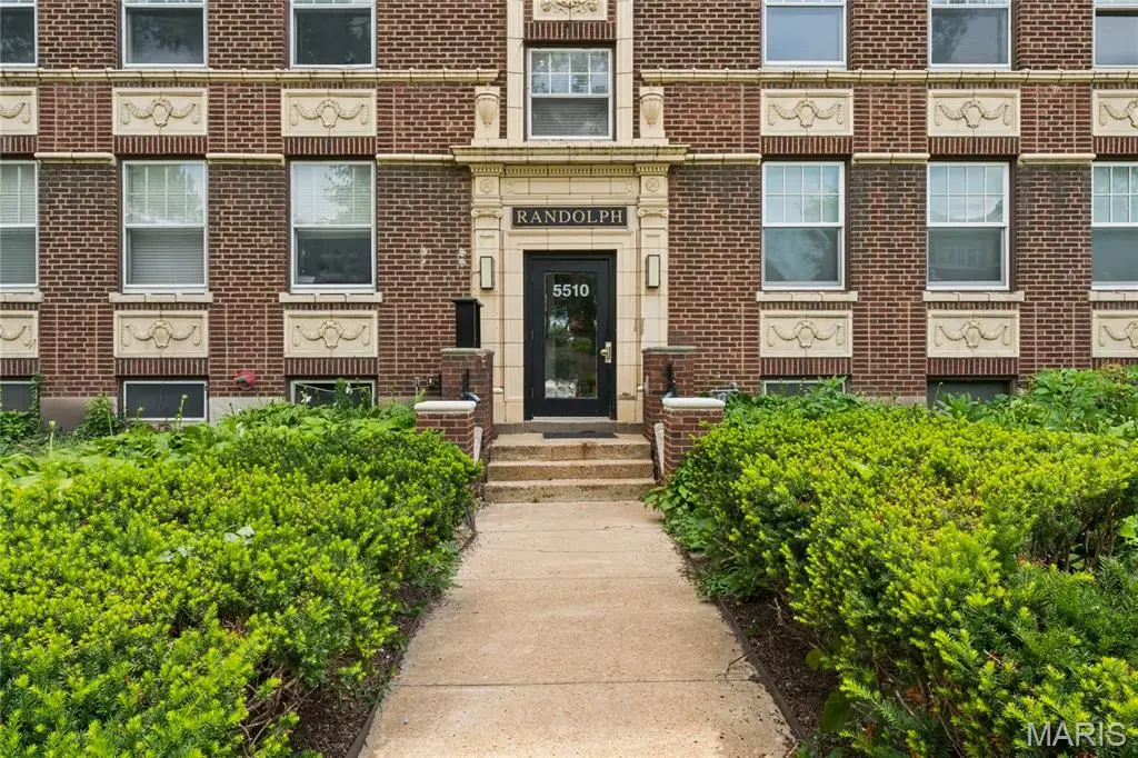 5510 Waterman Boulevard #201, Saint Louis, MO 63112 - #1