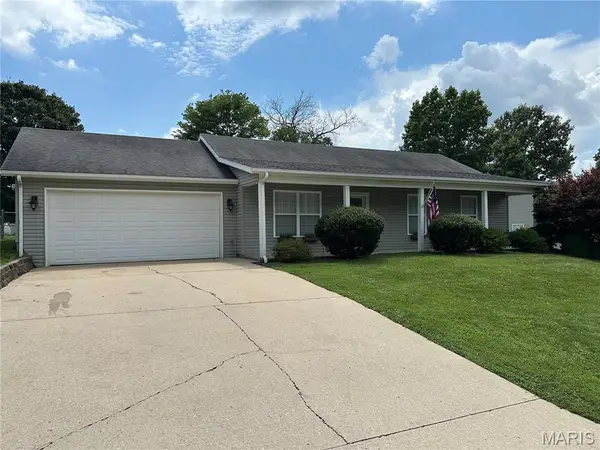 233 Greenbrier Drive, Cape Girardeau, MO 63701