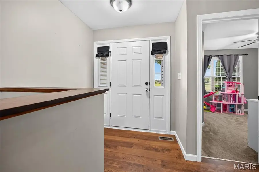 443 Jockeys Run, Wentzville, MO 63385 - #3