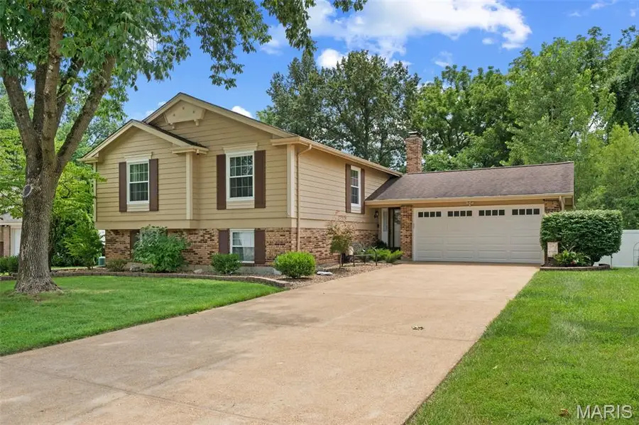 61 Crescent Hills Drive, Saint Peters, MO 63376 - #3