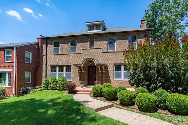 7147 Princeton Avenue, University City, MO 63130