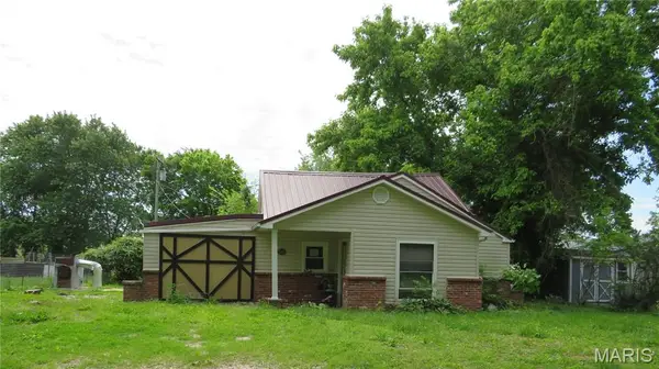 90 W Blue Bird Lane, Leasburg, MO 65535