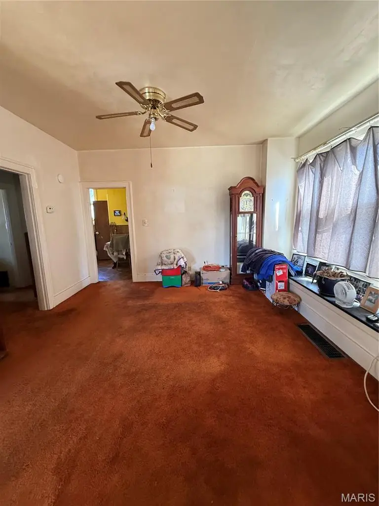 38 N Michigan Avenue, Belleville, IL 62221 - #2