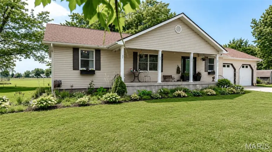 1023 S Main Street, Coulterville, IL 62237 - #2