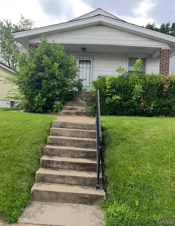 5418 Elizabeth Avenue, St Louis, MO 63110