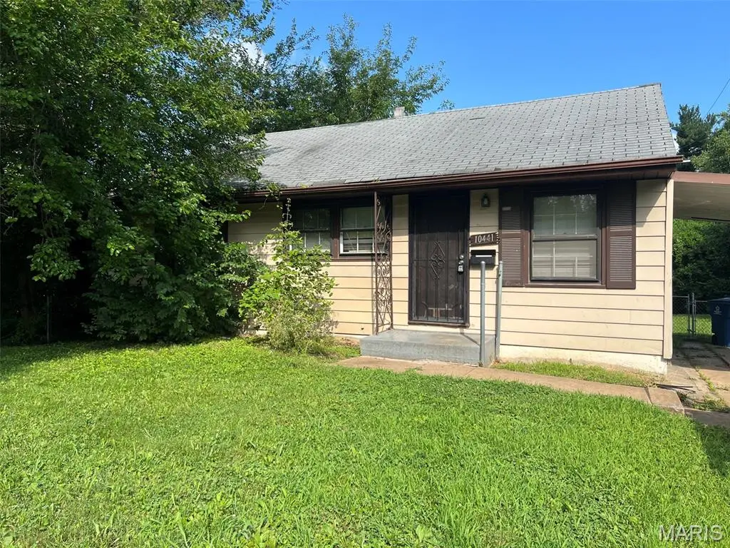10441 Spring Garden Drive, Saint Louis, MO 63137 - #1