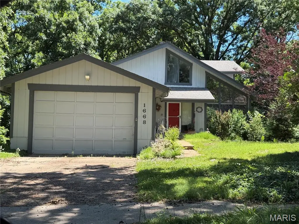 1668 Rishon Hill Drive, Saint Louis, MO 63146 - #1