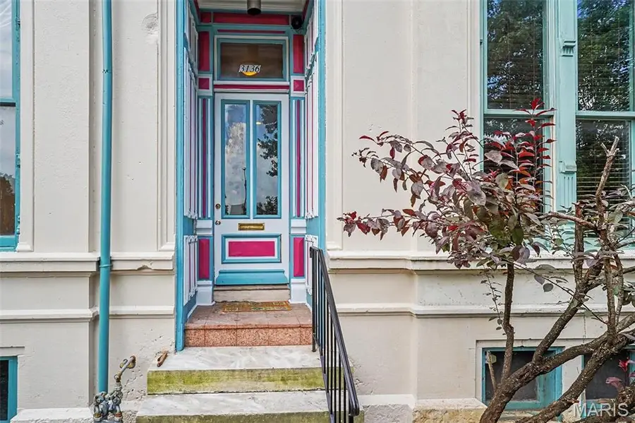 3136 Lafayette Avenue, Saint Louis, MO 63104 - #3