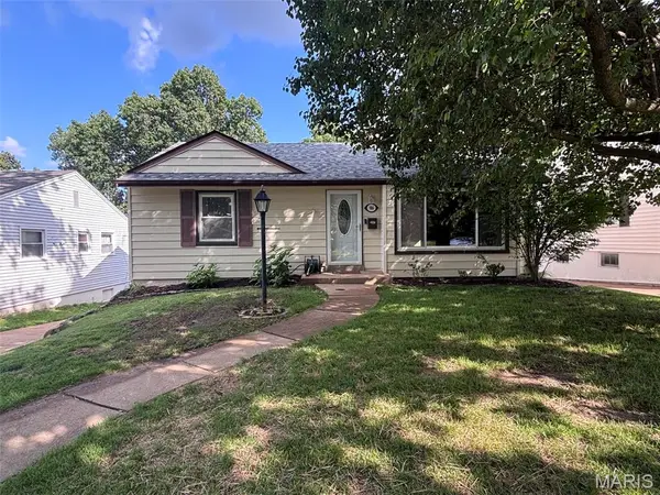 986 Woodbine Drive, Crestwood, MO 63126
