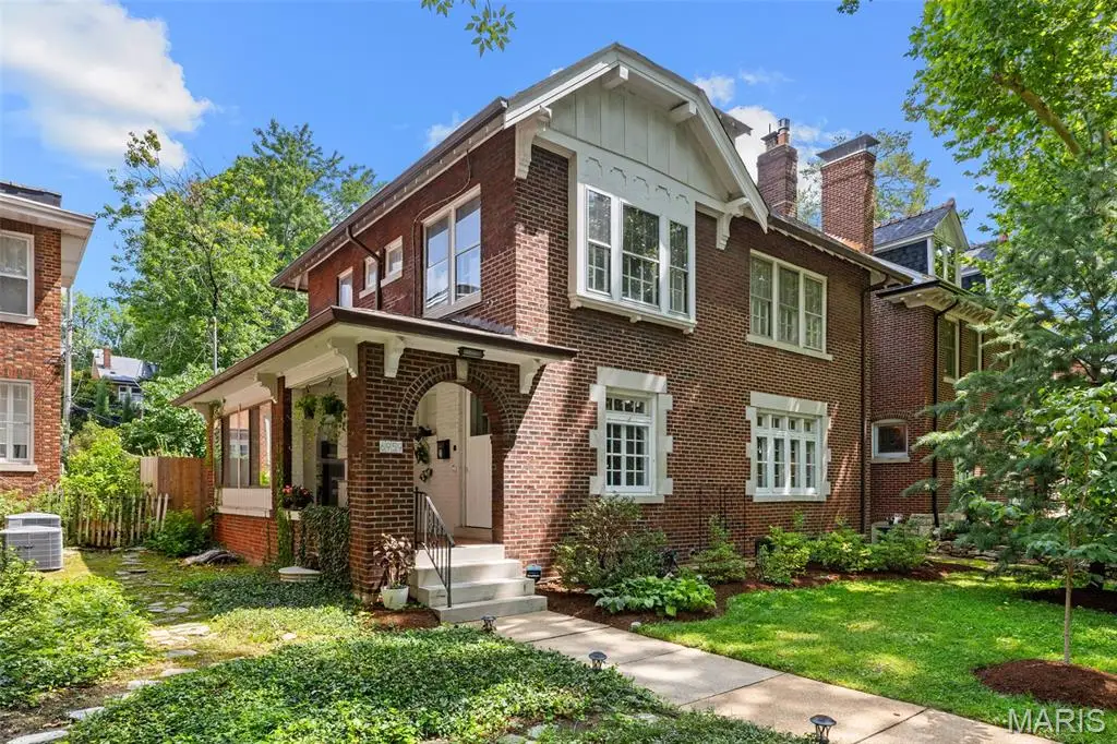 6959 Waterman Avenue, University City, MO 63130 - #1