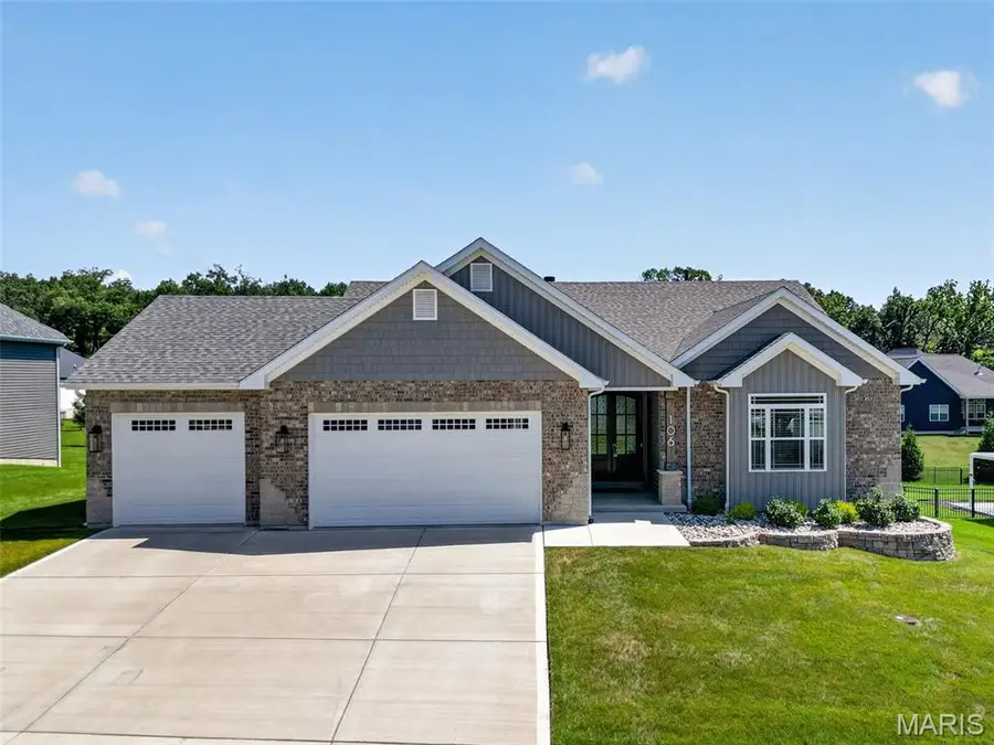 106 Stone Canyon Boulevard, Foristell, MO 63348 - #2
