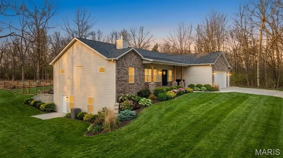 619 North Ethlyn Road, Winfield, MO 63389 - #2