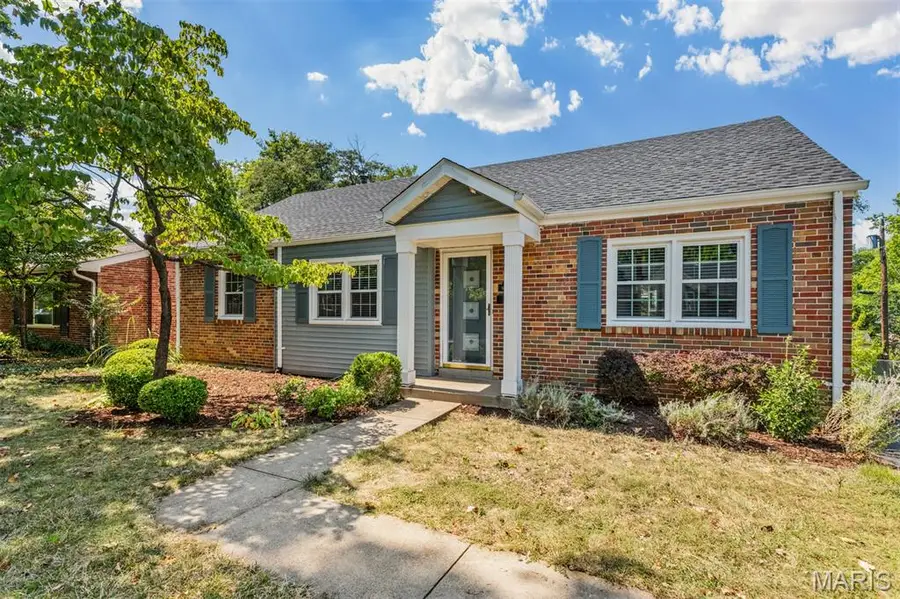 745 W Oak Drive, Glendale, MO 63122 - #2