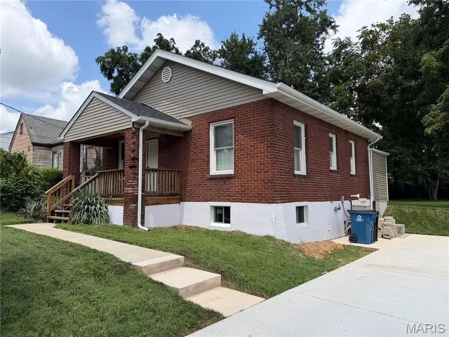 10315 Maddox Place, Overland, MO 63114 - #2