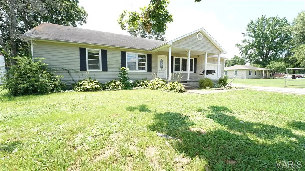 811 Chautauqua Lane, Dexter, MO 63841 - #1