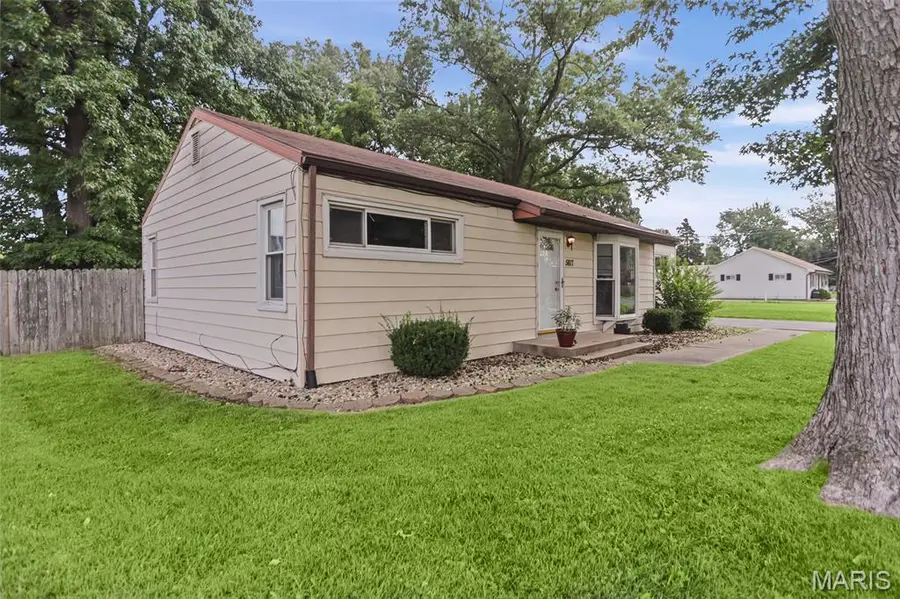 5817 Memory Lane, Belleville, IL 62226 - #3